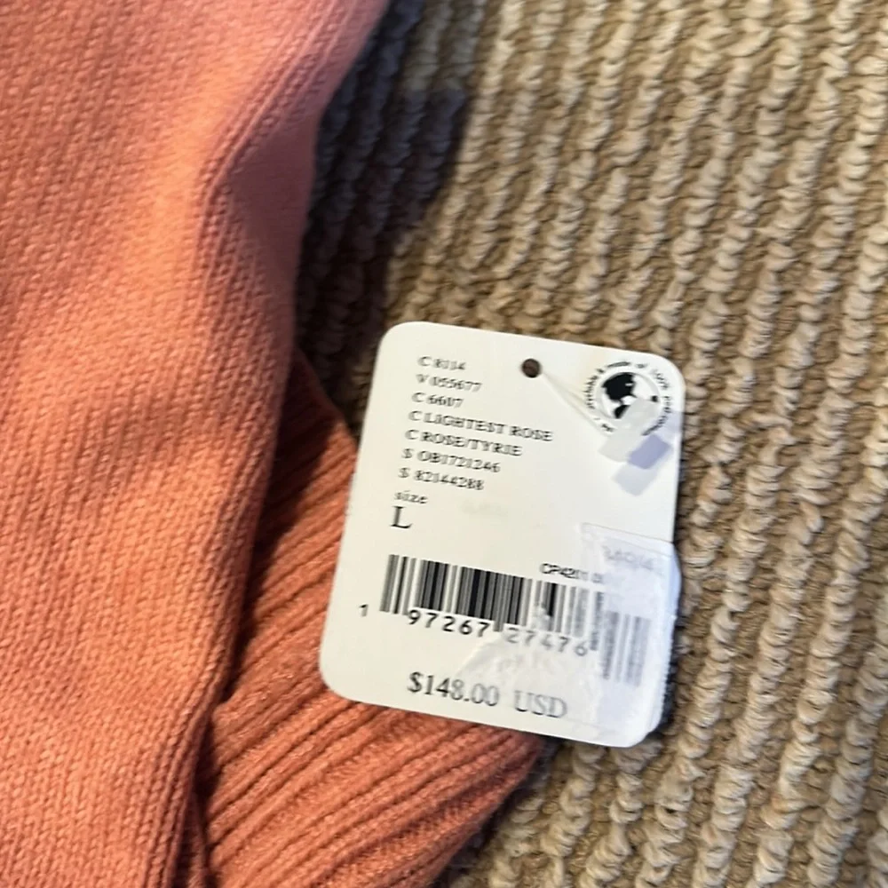 NWT: Free People Pink V-Neck Sweater - Picture 6 of 10